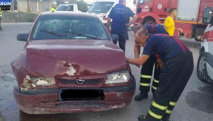 Antakya’da 2 Arabanın Karıştığı Kazada 4 Kişi Yaralandı