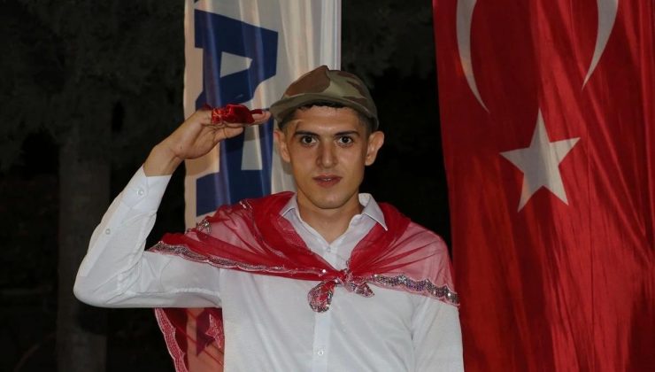 Otizmli Genç İçin AFAD Tarafından Asker Cümbüşü Düzenlendi