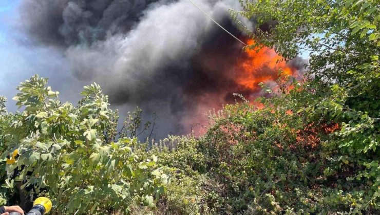 Hatay’da inşaat gereçlerinin bulunduğu depoda yangın ve patlama yaşandı