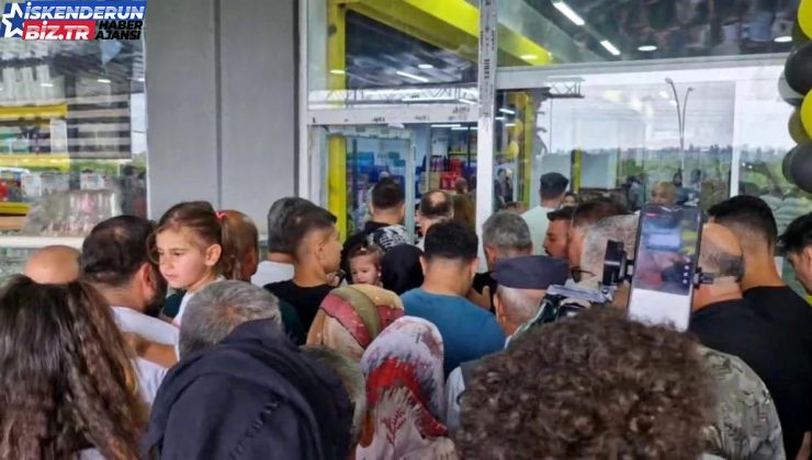 Hatay’da market açılışında izdiham sonrası arbede çıktı