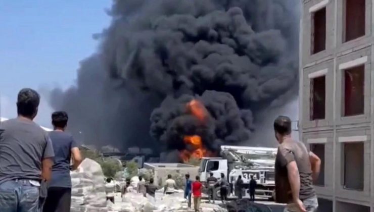 Hatay’da Şantiye Alanında Yangın Çıktı