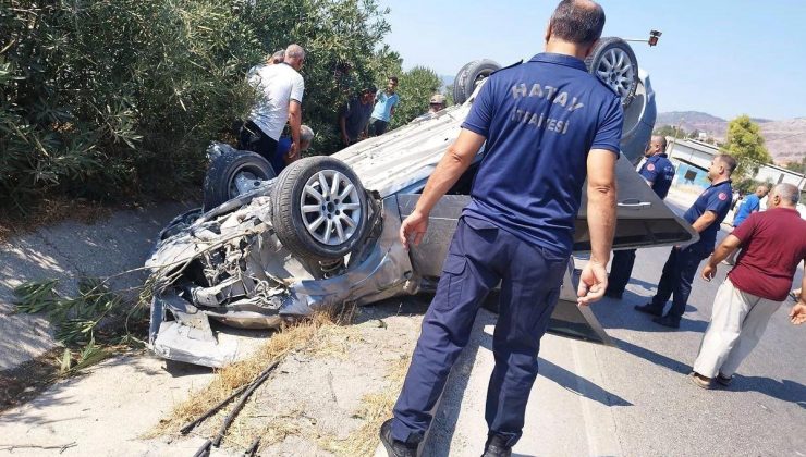 Hatay’da takla atan arabadaki 3 kişi yaralandı