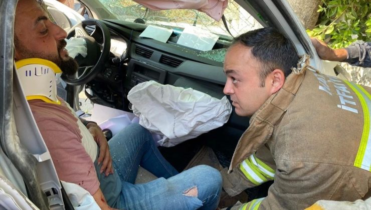 İskenderun’da Ambulans ile Hafif Ticari Araç Çarpıştı: 1’i Ağır 9 Yaralı