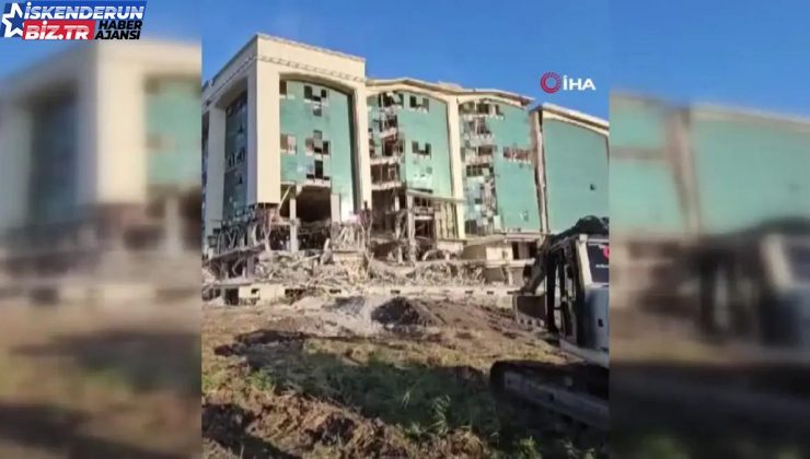 Hatay’da 10 Katlı İş Merkezi Denetimli Halde Yıkıldı