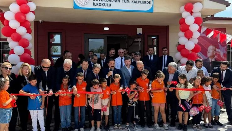 Hatay’da AXA Sigorta’nın dayanağıyla Büyükdalyan Tüm Kalplerde İlkokulu açıldı