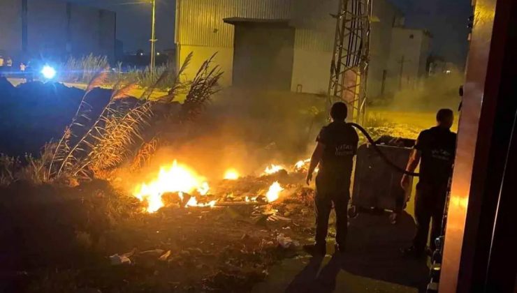 Hatay’ın Antakya İlçesinde Çöplükte Yangın Çıktı