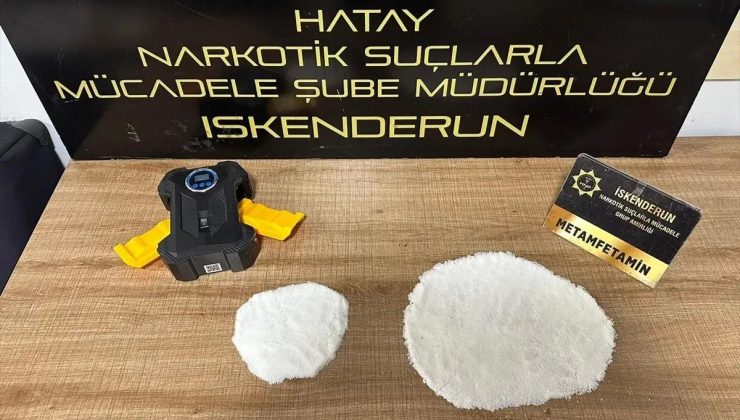 İskenderun’da arabada sentetik uyuşturucu ele geçirildi