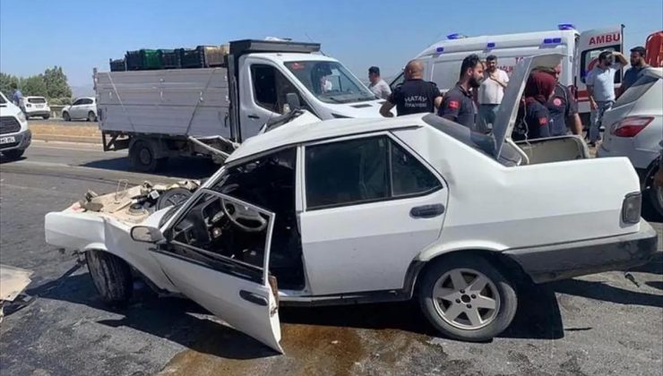 Kırıkhan’da Beton Mikseriyle Çarpışan Arabanın Şoförü Hayatını Kaybetti