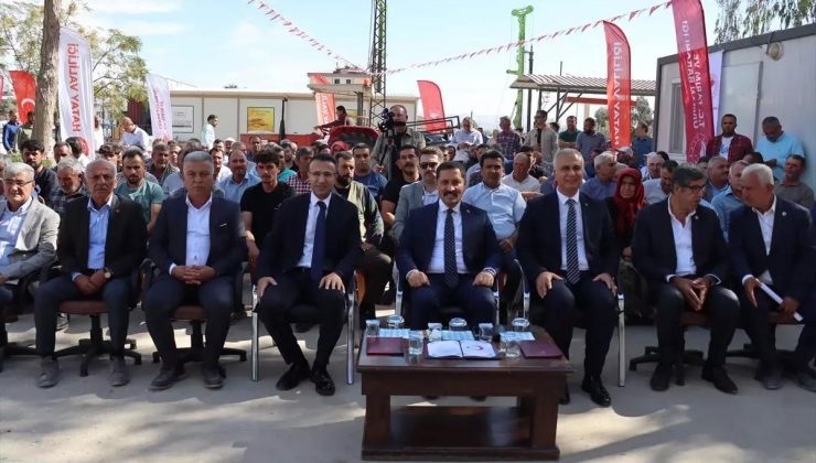 Hatay’da depremzede üreticilere güneş paneliyle güç kaynağı seti dağıtıldı