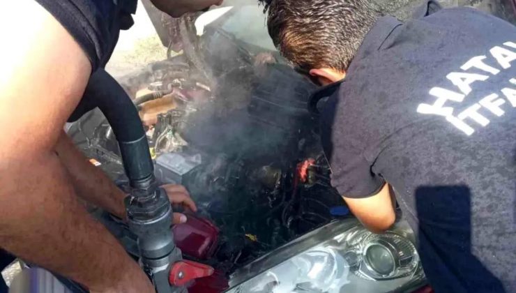 Hatay’da Seyir Halindeki Aracın Motorunda Yangın Çıktı