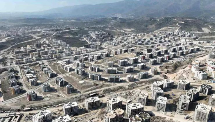 Hatay’da 10 Bin 335 Sarsıntı Konutunun İnşaatı Devam Ediyor