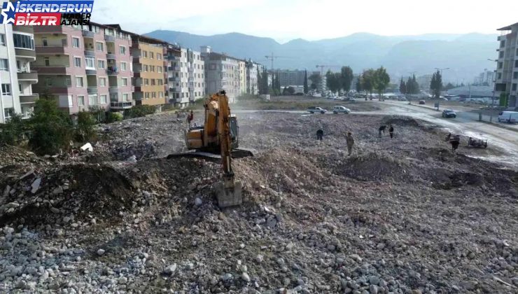 Hatay’daki İş Makinesi Operatörleri Aylık 60 Bin TL Kazanıyor